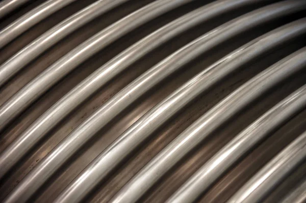 Superfície nervurada do tubo de metal — Fotografia de Stock
