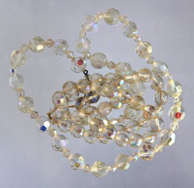 Cam boncuk ve inci Kolyeler