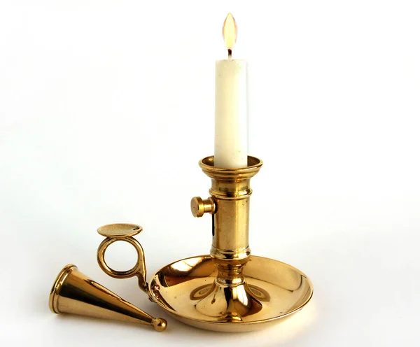 Candeliere in ottone con tabacco da fiuto — Foto Stock