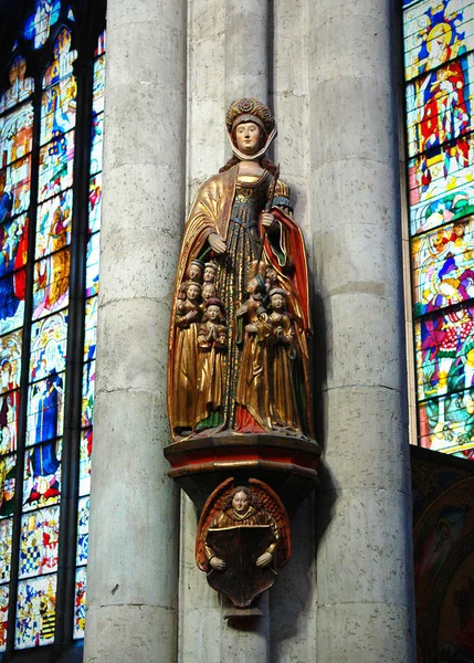 Estátua da Santa Úrsula — Fotografia de Stock