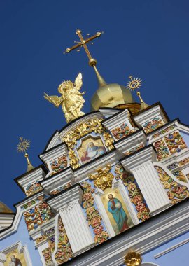 St. Michael 's Altın Kubbeli Manastırı