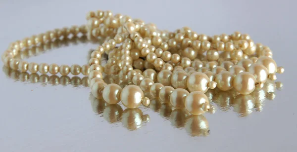 Vintage pearl necklace — Stock Photo, Image