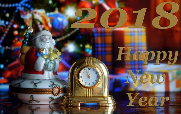 Relógio vintage e Papai Noel — Fotografia de Stock