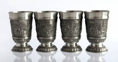 Kalay şarap kadehler veya çekim gözlük