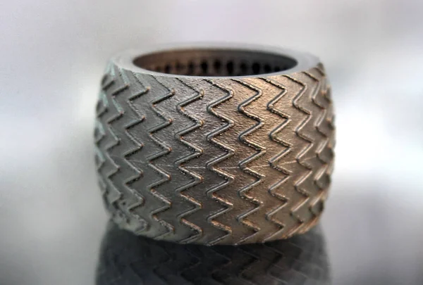 Een metalen prototype verkregen door laser sintering — Stockfoto