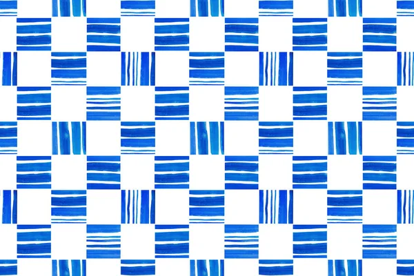 2020年の古典的な青の色で異なるサイズの非対称ストライプによって形成された正方形のシンプルな抽象的な装飾 繰り返しパターン チェスの装飾 — ストック写真
