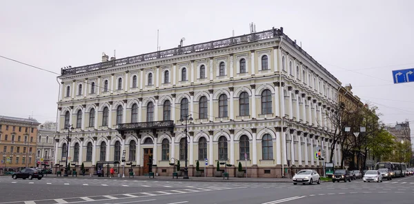 Старое здание Санкт-Петербурга, Россия — стоковое фото