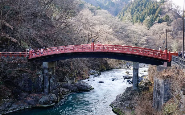 Tochigi Japón Jan 2016 Gente Puente Sagrado Rojo Shinkyo Nikko — Foto de Stock
