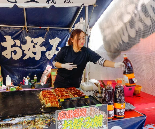 Nikko Japón Jan 2016 Una Mujer Vendiendo Comida Callejera Nikko —  Fotos de Stock