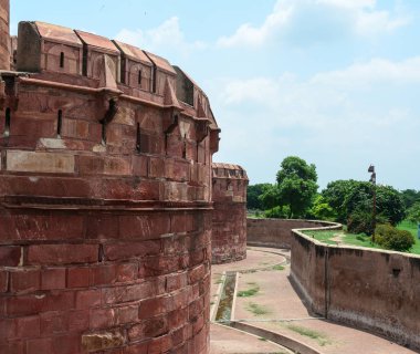 Agra Kalesi, dünya mirası sit alanı görünümünü. Kale Mughals tarafından inşa edilmiş, Agra, Hindistan duvarlı bir şehir olarak daha doğru bir şekilde tarif edilebilir.