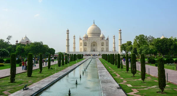 Agra Indie Lip 2015 Taj Mahal Ogrodem Agra Indie Jest — Zdjęcie stockowe