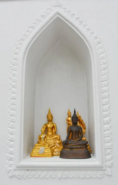 Pequenas Estátuas Buda Wat Mahathat Bangkok Tailândia — Fotografia de Stock