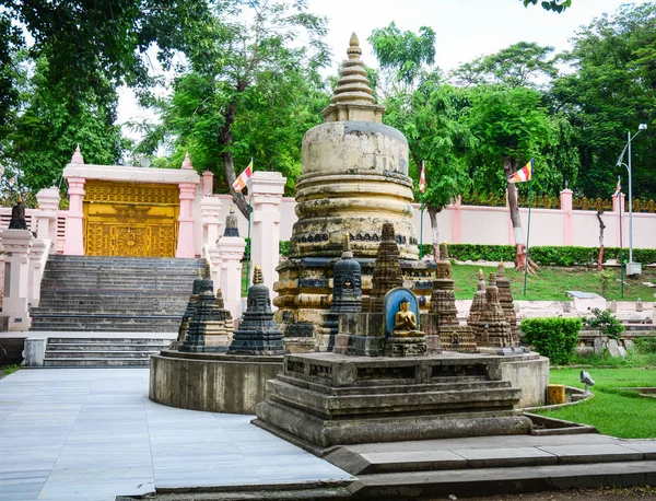 Bodhgaya Índia Julho 2016 Pequena Estupa Templo Mahabodhi Bodhgaya Índia — Fotografia de Stock