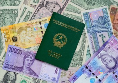 Farklı ülkelerin birçok banknotlar 