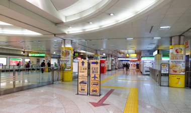 Tokyo, Japonya - 7 Aralık 2016. Tokyo, Japonya'da Narita Havaalanı Terminal 3. Japonya büyük Tokyo alan hizmet birincil Uluslararası Havaalanına.