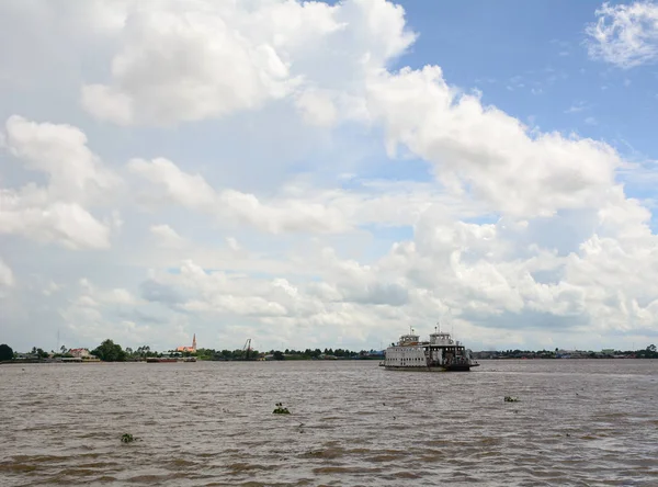 Giang Vietnam Agosto 2016 Ferry Río Mekong Sur Vietnam Mekong —  Fotos de Stock