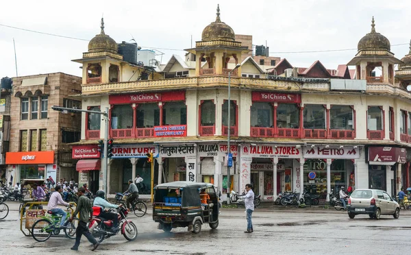 Jaipur Inde Juil 2015 Trafic Dans Rue Avec Vieux Bâtiments — Photo