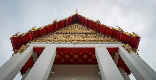 Delicate Thai Art Roof Top Buddhist Temple Bangkok Thailand Bangkok — Stock Photo, Image