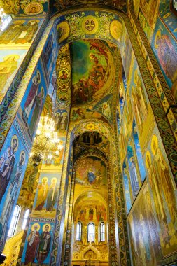 St Petersburg, Rusya - 10 Ekim 2016. Savior dökülen kan, Saint Petersburg, Rusya Federasyonu üzerinde kilisenin iç. Kilisenin mozaik simgelerin bir olağanüstü ve çeşitli koleksiyon vardır.