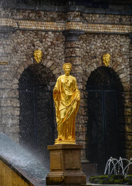 Saint Pétersbourg Russie Octobre 2016 Statue Dieu Avec Foutain Peterhof — Photo