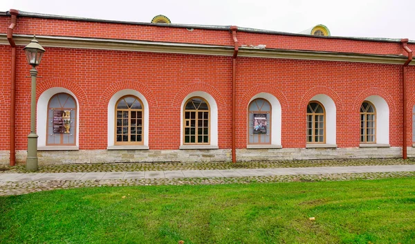 Αγία Πετρούπολη Ρωσία Σεπ 2016 Τούβλο Κτίριο Στο Φρούριο Πέτρου — Φωτογραφία Αρχείου