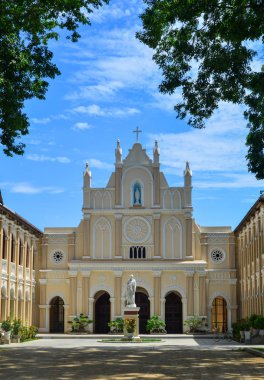 Binh Dinh, Vietnam 'da Lang Song Semineri 