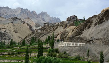 Ladakh, Hindistan 'ın dağ manzarası. 