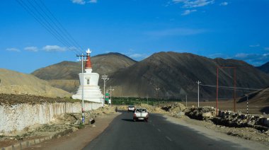 Ladakh Dağı yolu, Kuzey Hindistan 