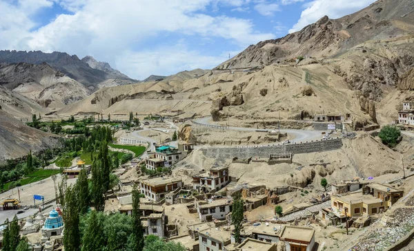 Gyönyörű tibeti falu Ladakh, India — Stock Fotó