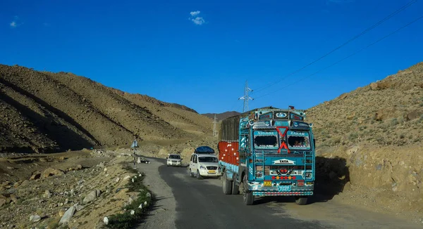 Camino de montaña de Ladakh, norte de la India — Foto de Stock