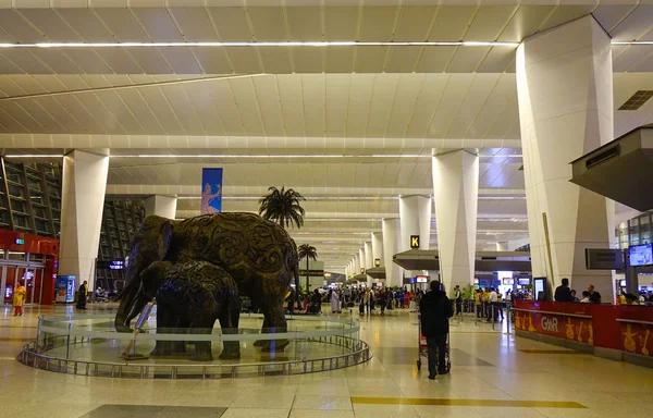 Indira gandhi flughafen in new delhi, indien — Stockfoto