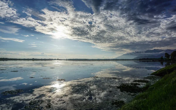 Dal Lake of Srinagar, India — Stock Photo, Image