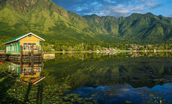 Dal Lake of Srinagar, India — Stock Fotó