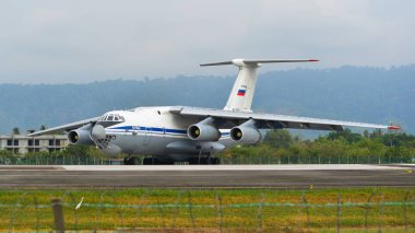 Ilyushin Il-76 MD uçağı. 