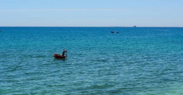 Paisaje marino de la ciudad de Mui Ne en Phan Thiet, Vietnam — Foto de Stock