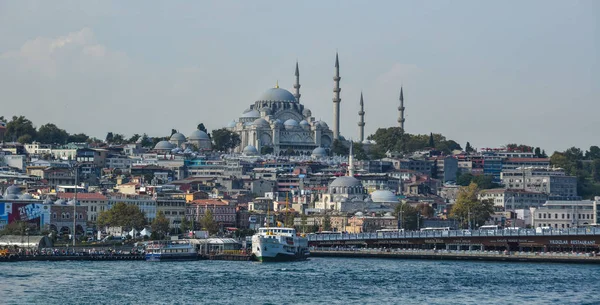Pohled na istanbulské nábřeží — Stock fotografie