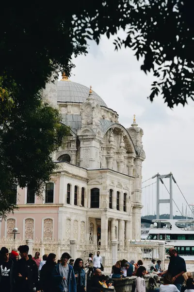 Τζαμί Ορτάκου και Γέφυρα Βοσπόρου — Φωτογραφία Αρχείου