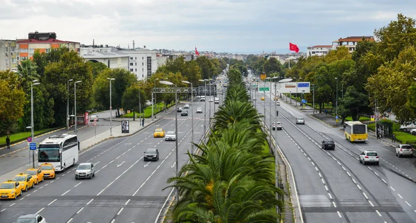 İstanbul, Türkiye 'de otoyol — Stok fotoğraf