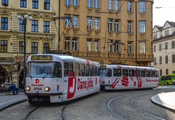 Çek Cumhuriyeti 'nin Prag kentindeki Retro Tramvayı