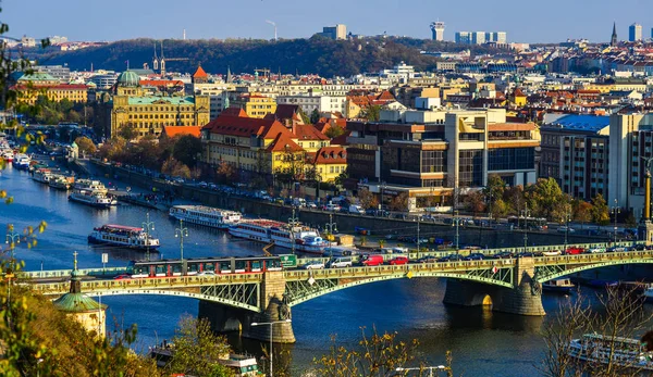 Letecký pohled na Prahu (Praha) — Stock fotografie