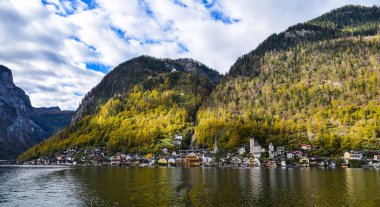 Güzel Hallstatt Köyü (Avusturya)
