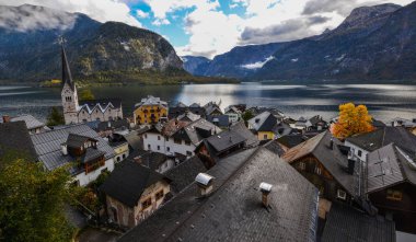 Güzel Hallstatt Köyü (Avusturya)