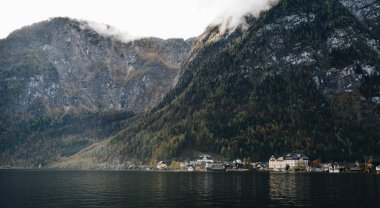 Güzel Hallstatt Köyü (Avusturya)