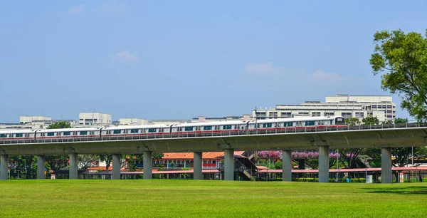 Singapur MRT tren ferroviario — Foto de Stock