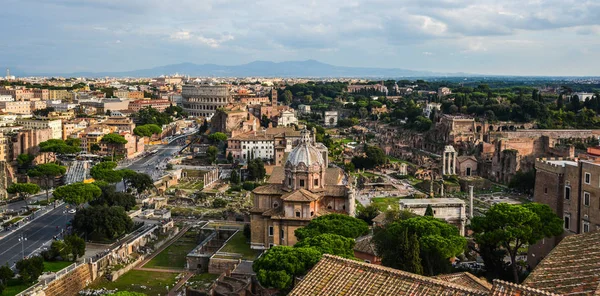 Панорамный вид на руины Древнего Рима — стоковое фото