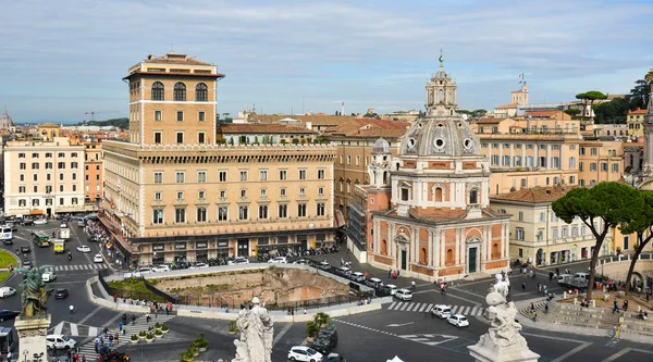 Célèbre rond-point de Piazza Venezia — Photo