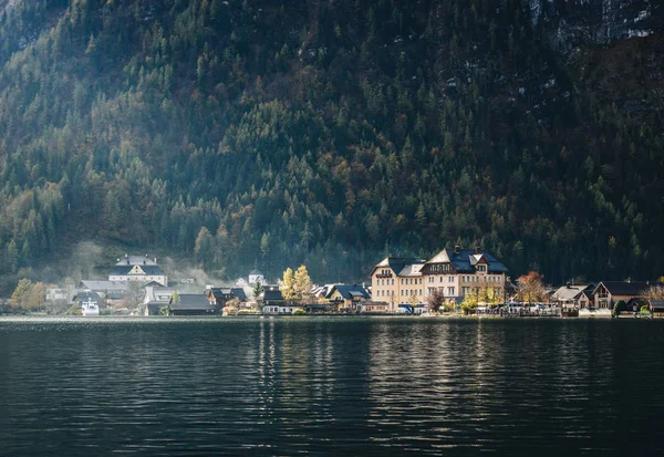 Hermosa aldea Hallstatt (Austria ) —  Fotos de Stock