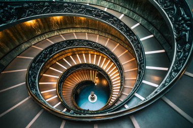 Vatikan Müzelerindeki Bramante Merdivenleri