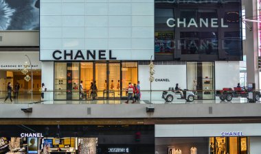 Singapur 'daki Marina Körfezi Sands Alışveriş Merkezi