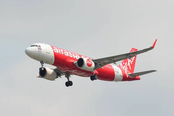 Aircraft at Tan Son Nhat Airport, Vietnam — Stock Photo, Image